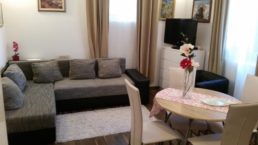 Apartment Ines Split Extérieur photo